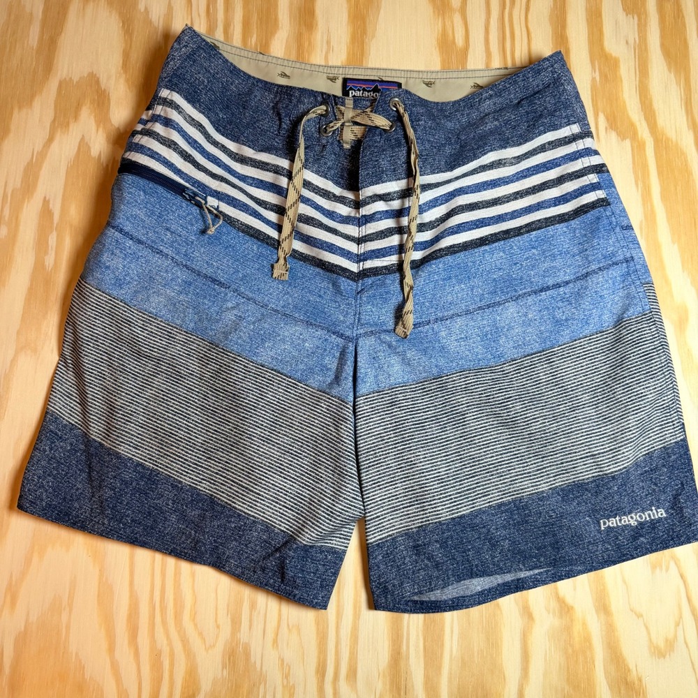 Patagonia Mens Blue Striped Board Shorts Swim Trunks Size 29 Zipper Pocket